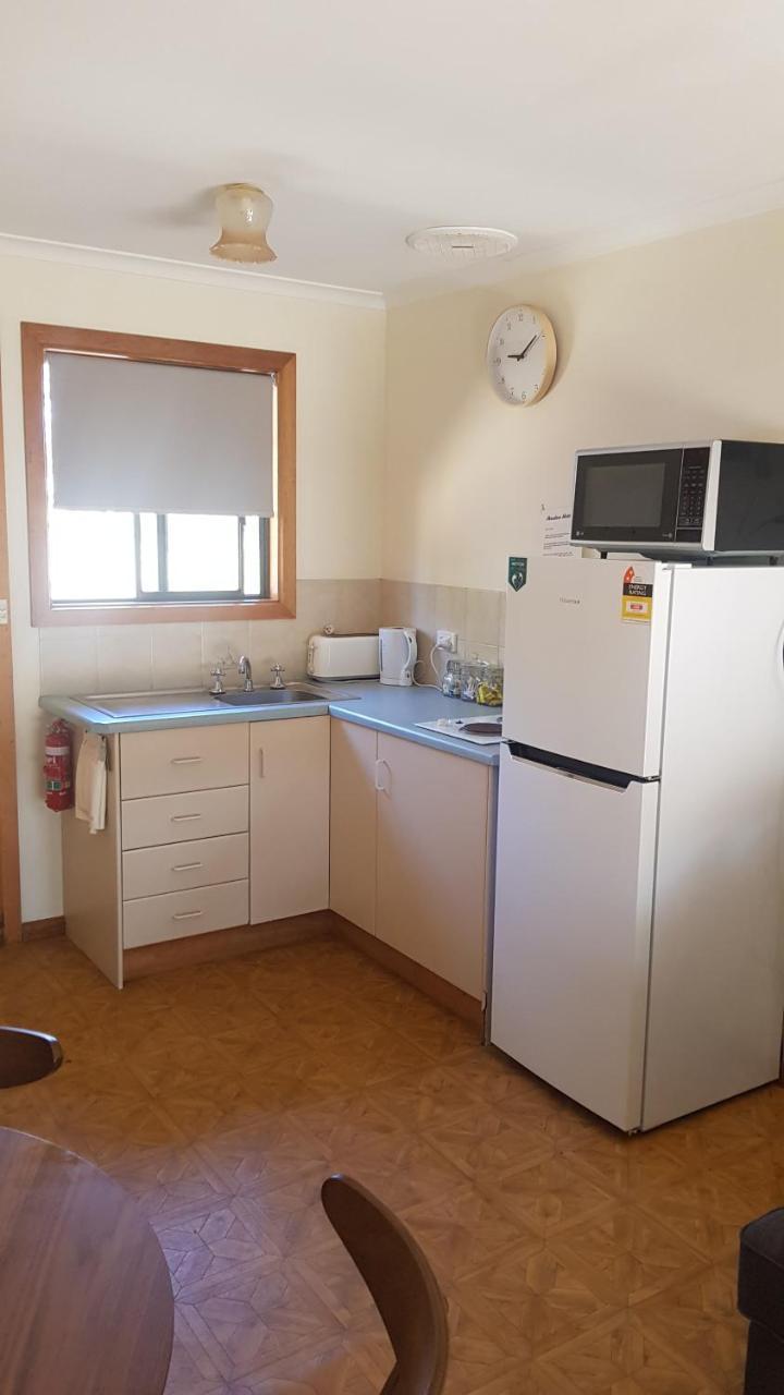 Parndana Hotel Cabins Екстериор снимка